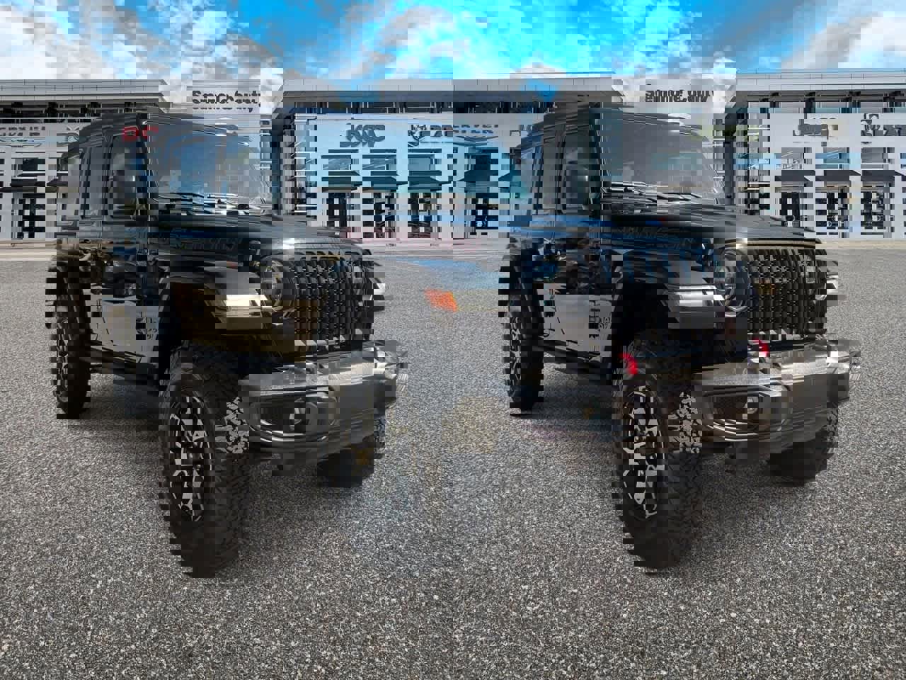 Used 2023 Jeep Wrangler Unlimited Rubicon w/ LED Lighting Group image 2