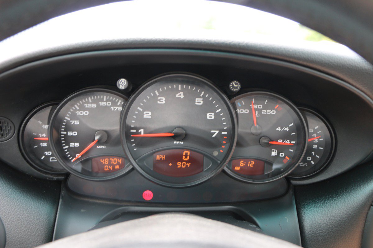 Used 2000 Porsche 911 Cabriolet image 24