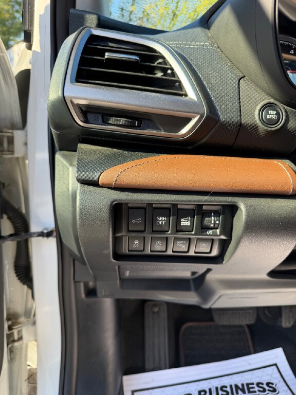 Used 2024 Subaru Forester Touring image 9