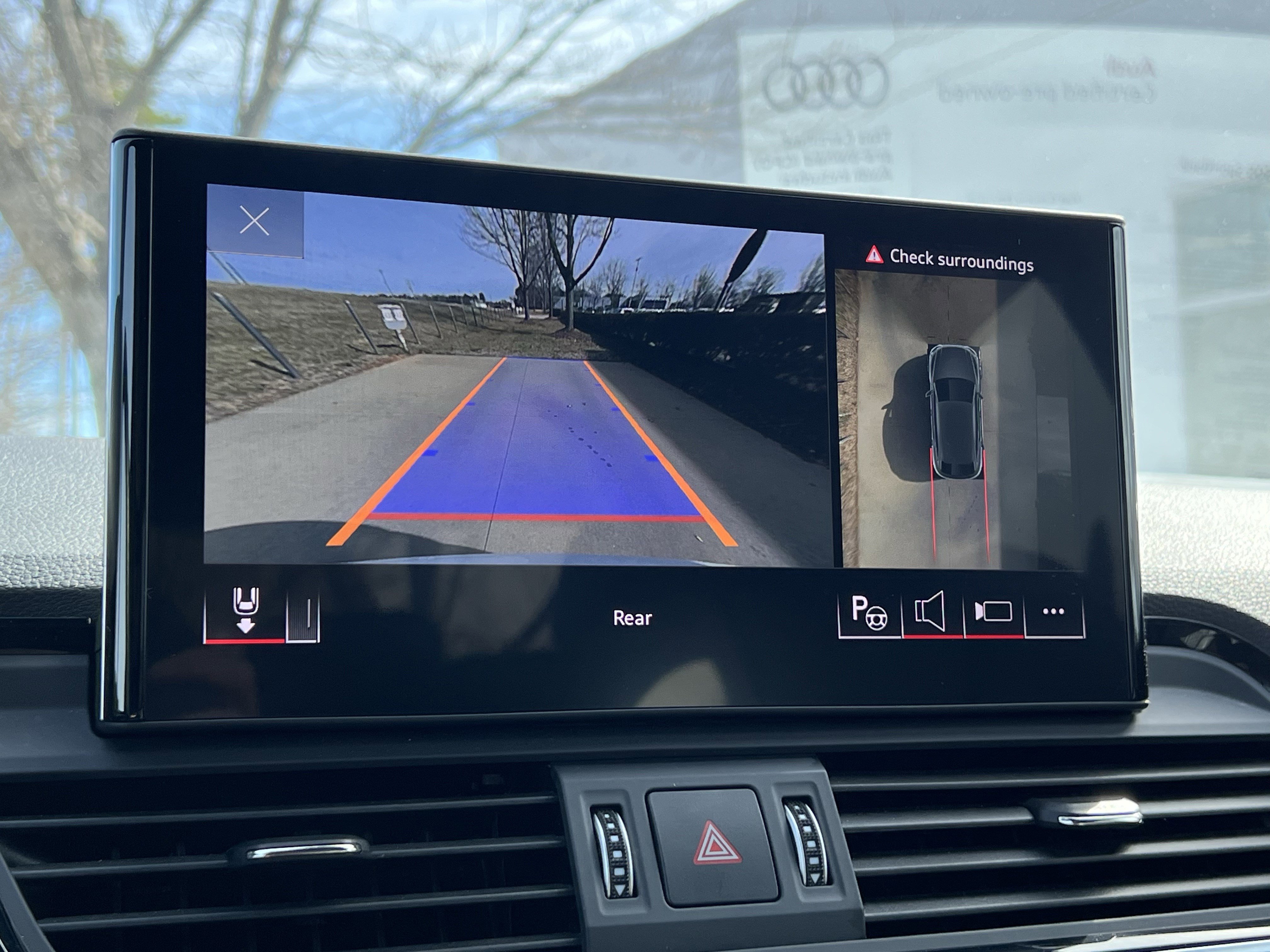 Certified 2023 Audi SQ5 Prestige image 25