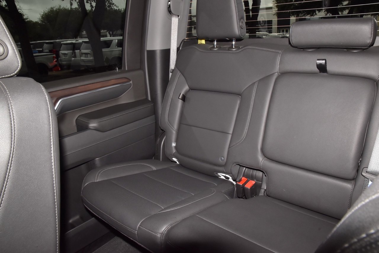 Used 2024 GMC Sierra 2500 SLT w/ SLT Convenience Package AWD/4WD image 19