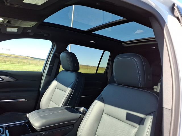 New 2026 Chevrolet Traverse LT w/ Sun and Wheel Package image 19