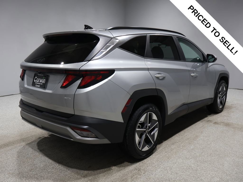 Used 2025 Hyundai Tucson SEL image 2