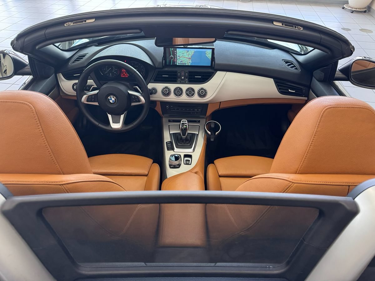 Used 2015 BMW Z4 sDrive28i RWD image 22