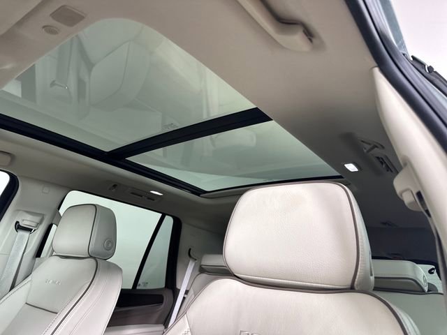 Used 2024 GMC Yukon Denali image 12