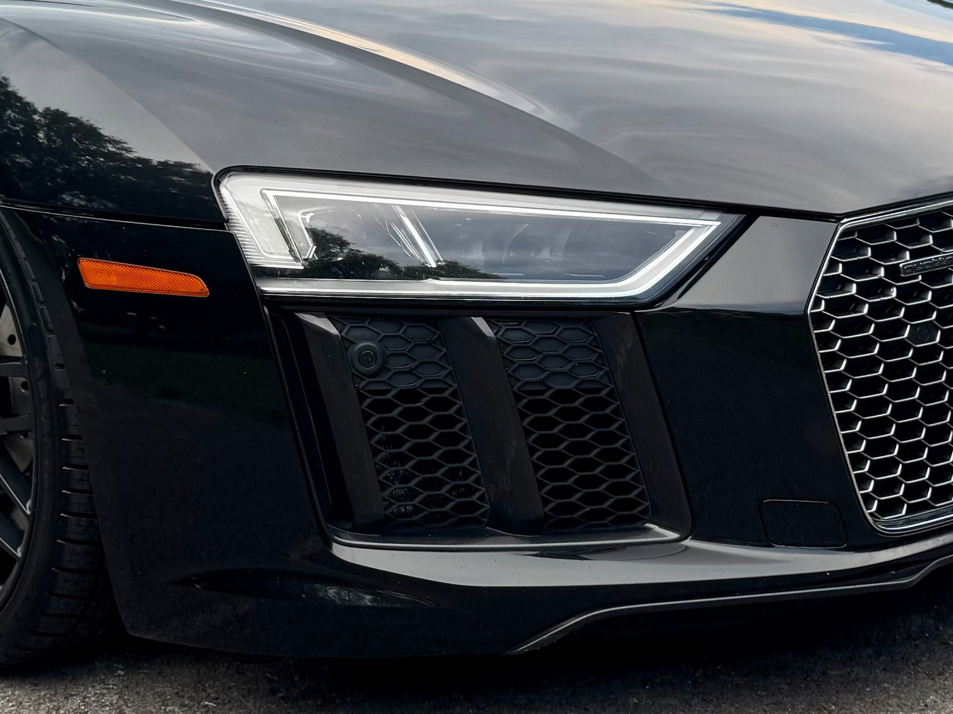 Used 2018 Audi R8 V10 image 61