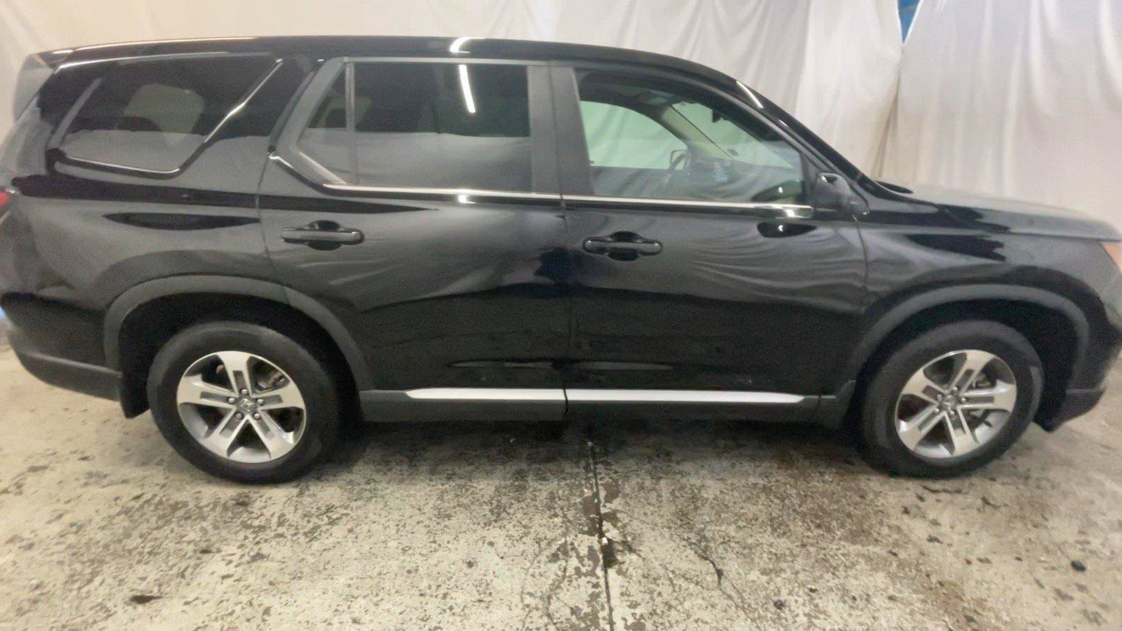 Certified 2025 Honda Pilot EX-L image 5