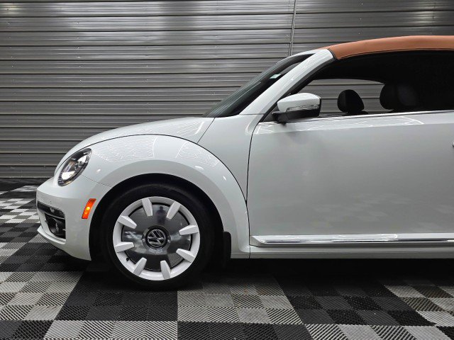 Used 2019 Volkswagen Beetle 2.0T Final Edition SEL FWD image 36