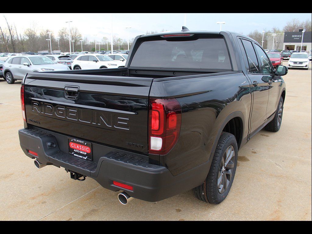 New 2026 Honda Ridgeline Sport image 4