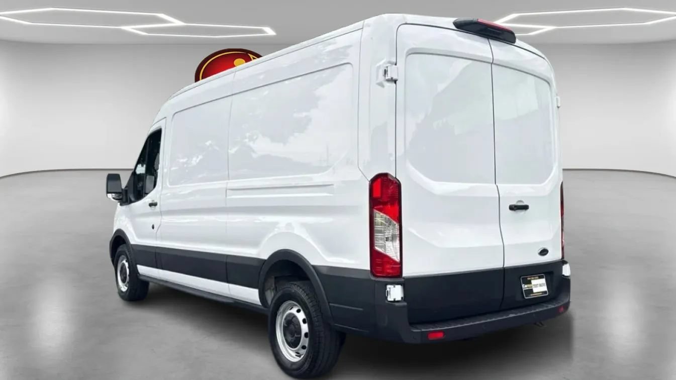 Used 2025 Ford Transit 250 148 Medium Roof w/ Load Area Protection Package RWD image 3