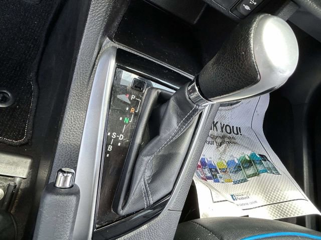 Used 2017 Toyota Corolla LE FWD image 17