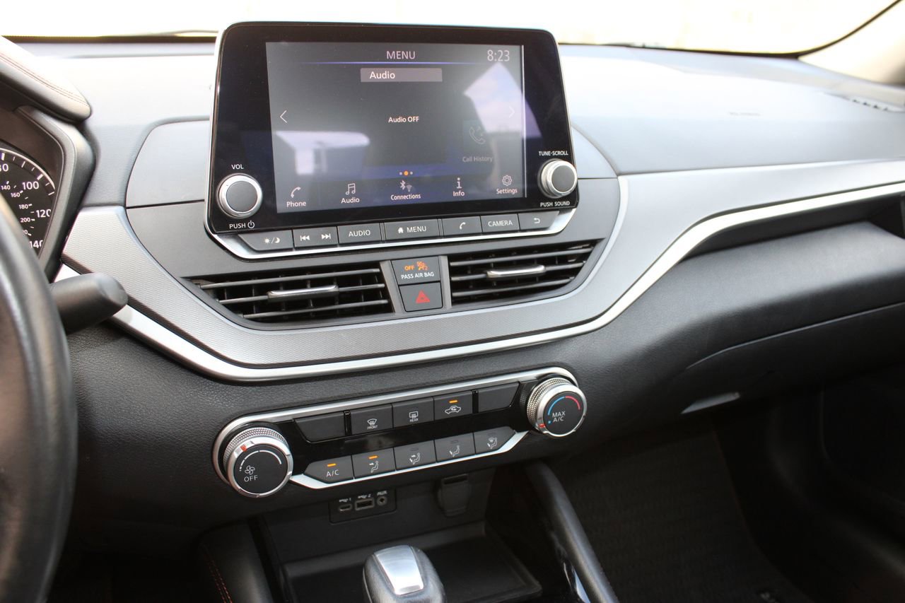 Used 2025 Nissan Altima 2.5 SR image 6