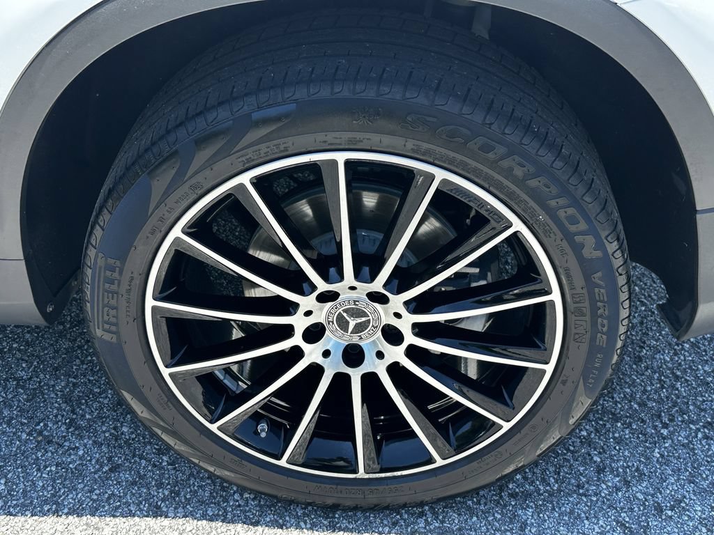 Certified 2022 Mercedes-Benz GLC 300 image 23