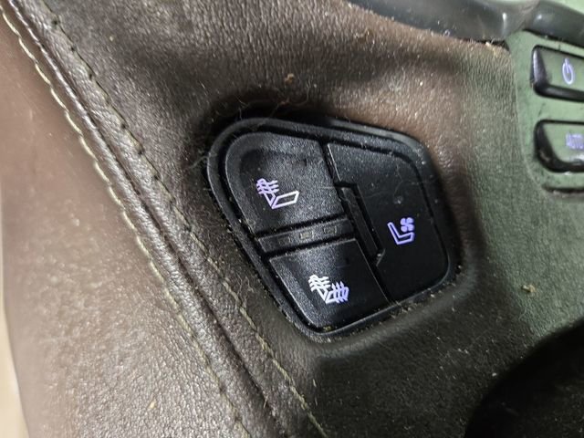 Used 2017 Chevrolet Suburban Premier image 27