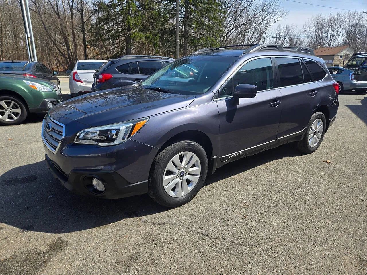 Used 2015 Subaru Outback 2.5i Premium AWD/4WD image 8