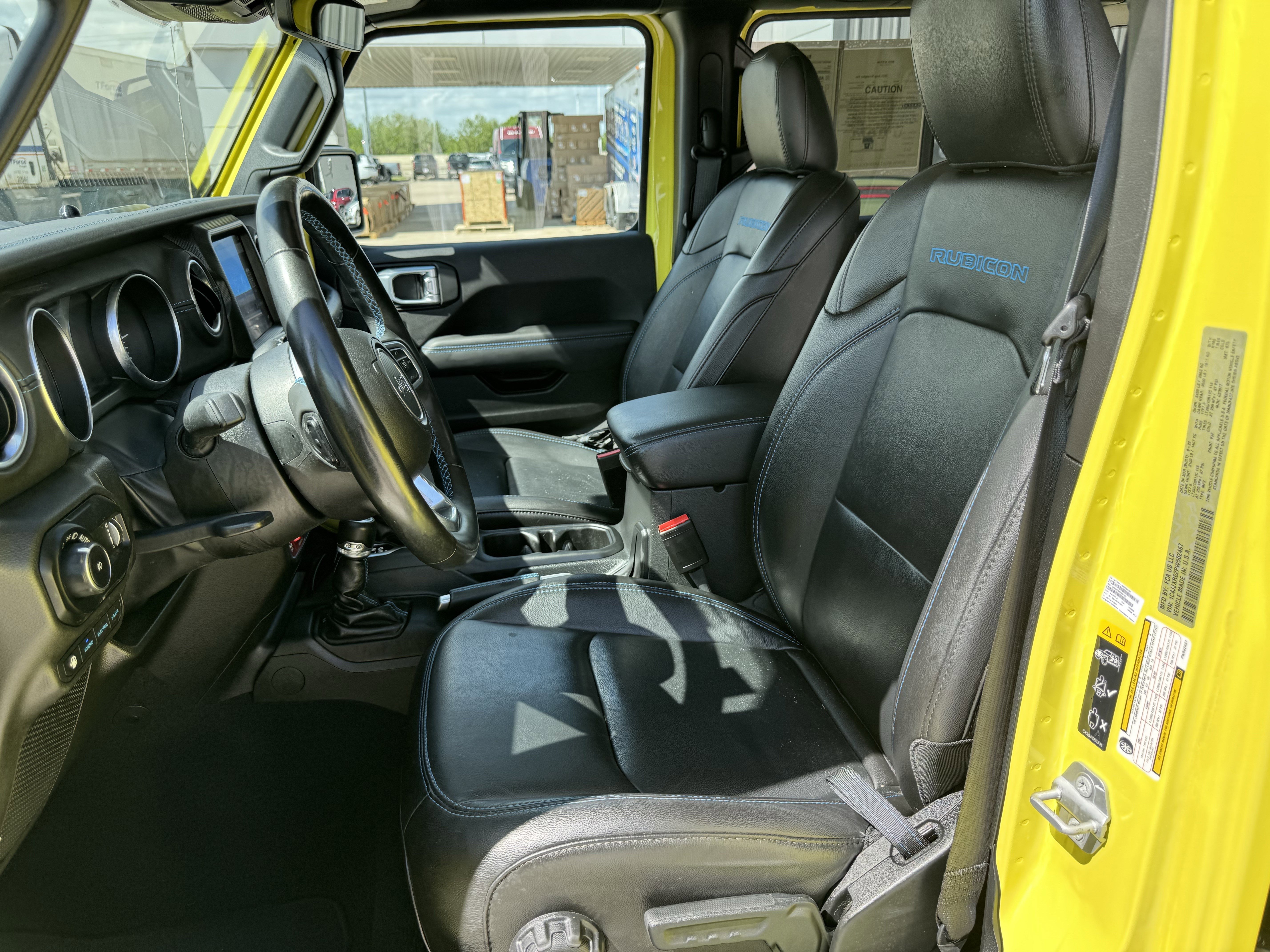 Used 2023 Jeep Wrangler Unlimited Rubicon 4xe w/ Steel Bumper Group image 28