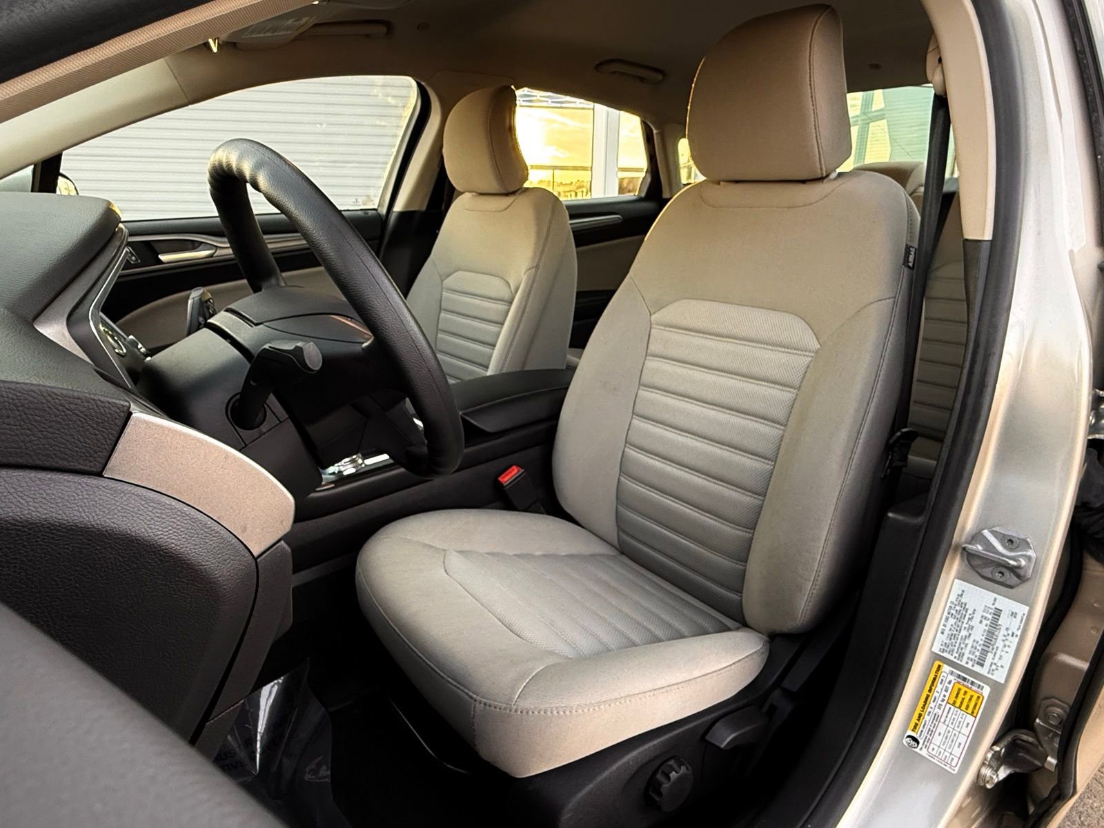Used 2018 Ford Fusion S FWD image 14