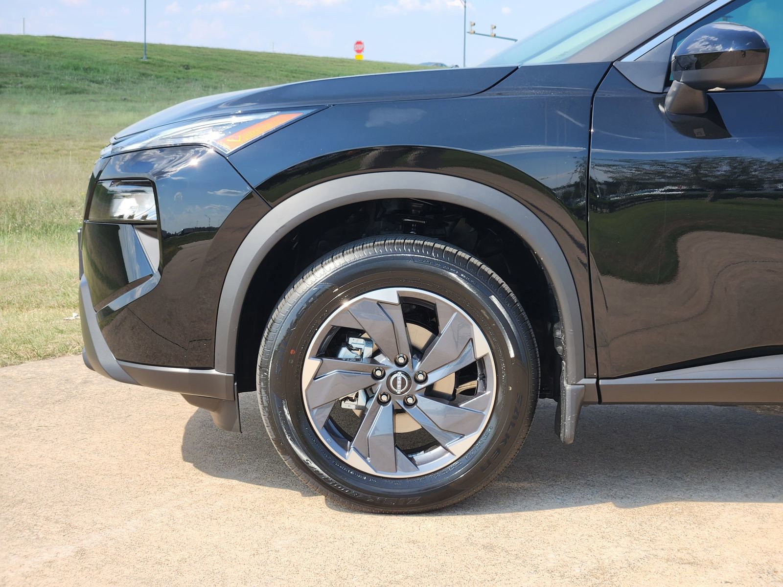 New 2026 Nissan Rogue SV w/ Cold Weather Package image 9