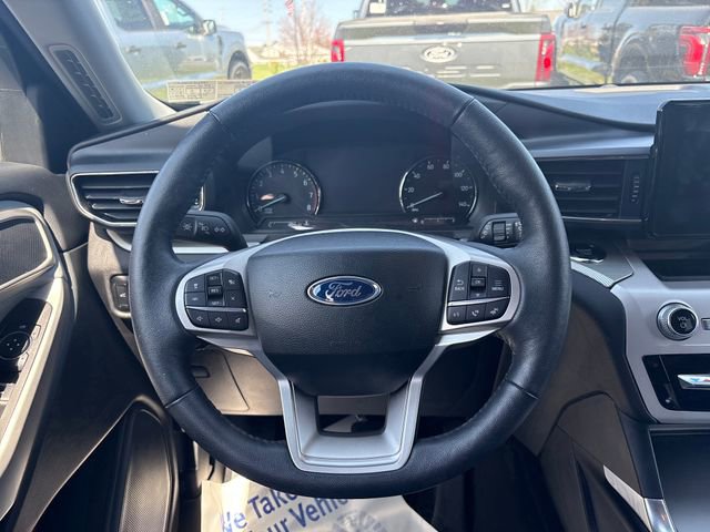 Used 2024 Ford Explorer XLT w/ Equipment Group 202A AWD/4WD image 15