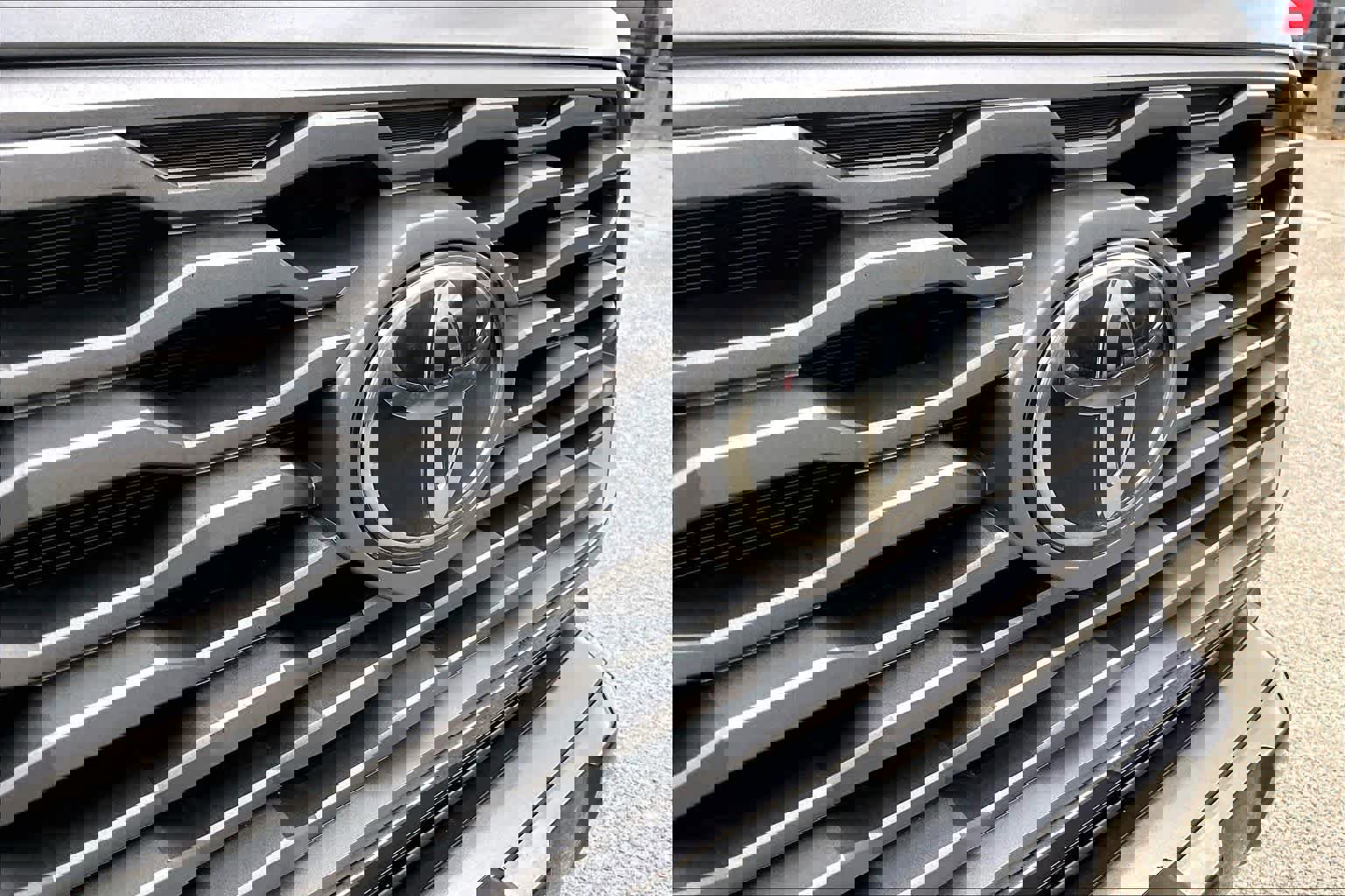 Used 2021 Toyota Tacoma TRD Sport w/ Technology Package image 28