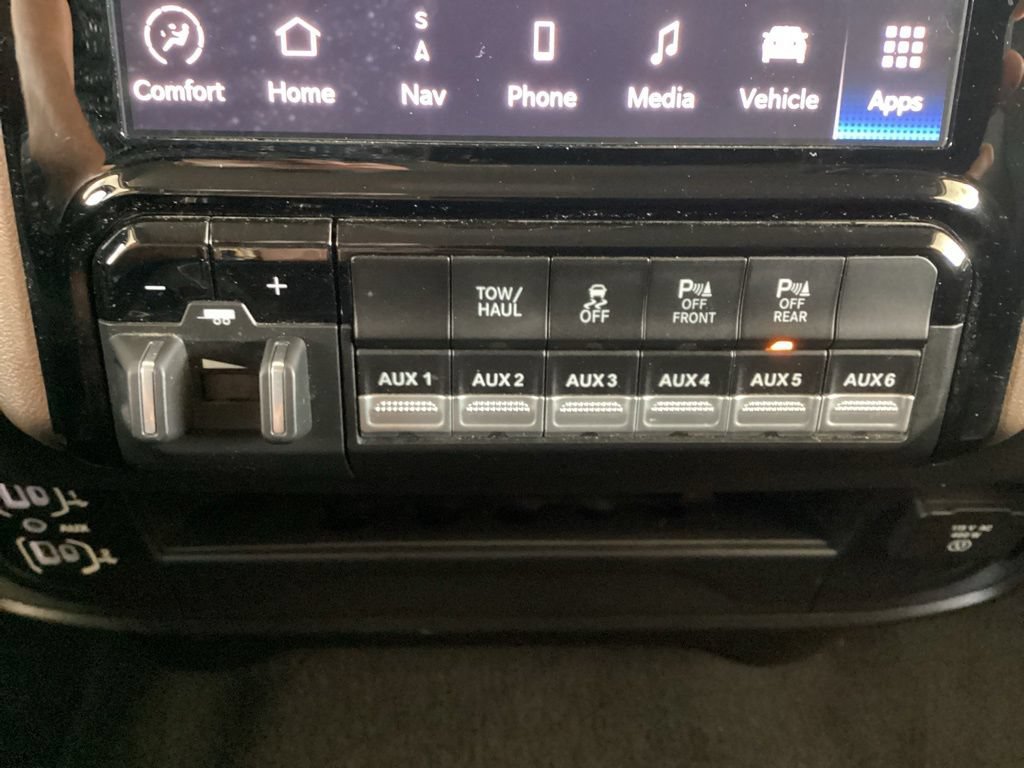 Used 2023 RAM 4500 Laramie AWD/4WD image 66