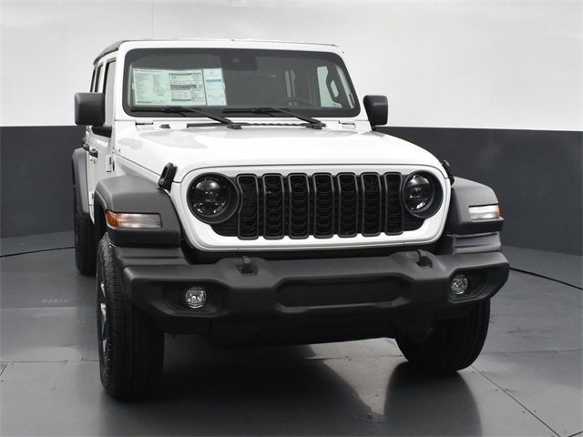 Used 2024 Jeep Wrangler Sport S image 8