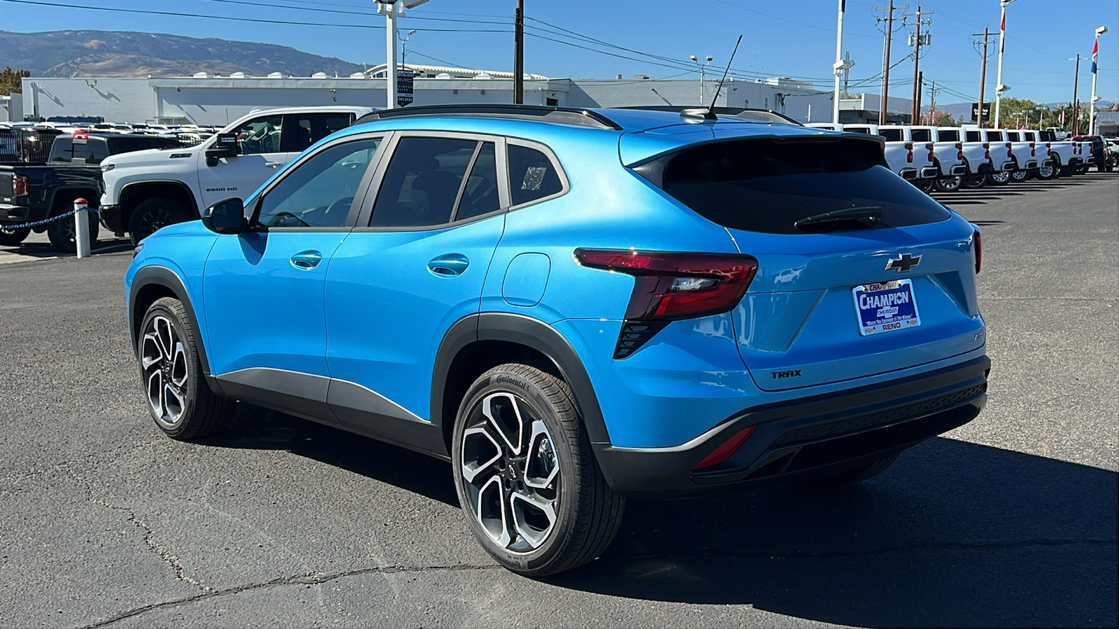 New 2026 Chevrolet Trax RS w/ Sunroof Package image 7