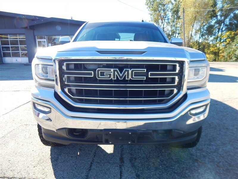 Used 2016 GMC Sierra 1500 SLE w/ SLE Value Package AWD/4WD image 4