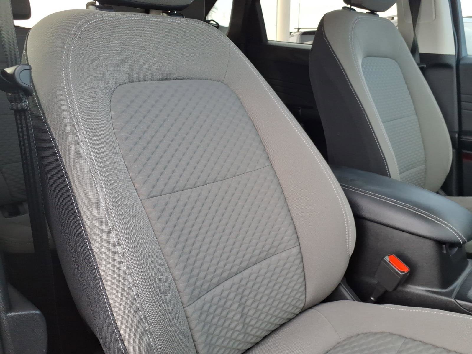 Certified 2022 Ford Escape SE w/ SE Sport Appearance Package image 12