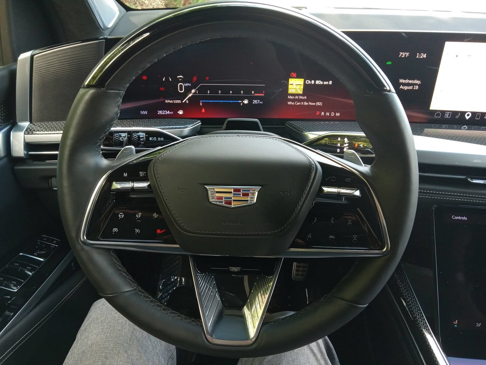 Used 2025 Cadillac Escalade V AWD/4WD image 13