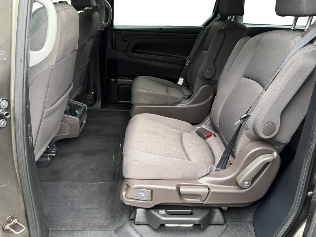 Used 2018 Honda Odyssey EX image 12