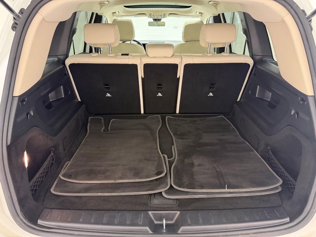 Used 2022 Mercedes-Benz GLB 250 4MATIC w/ Premium Package Lite image 50