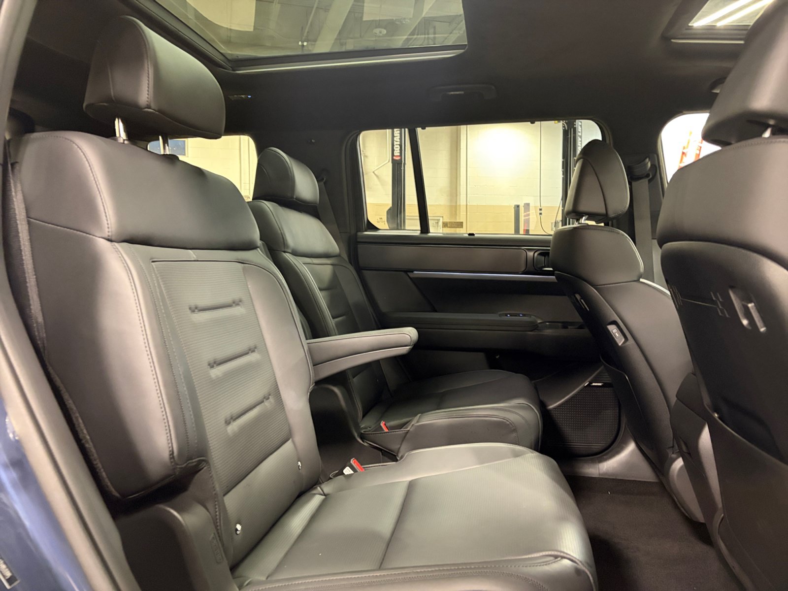 Used 2026 Hyundai Santa Fe Calligraphy AWD/4WD image 30