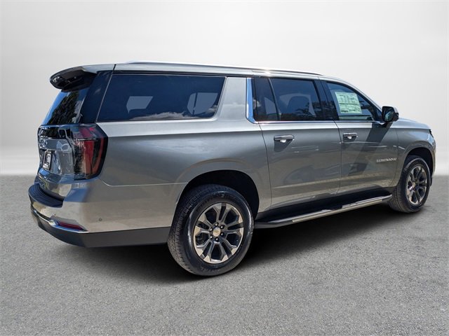 New 2026 Chevrolet Suburban LS image 4