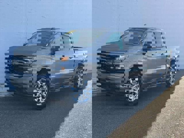 Used 2021 Chevrolet Silverado 1500 Custom image 1
