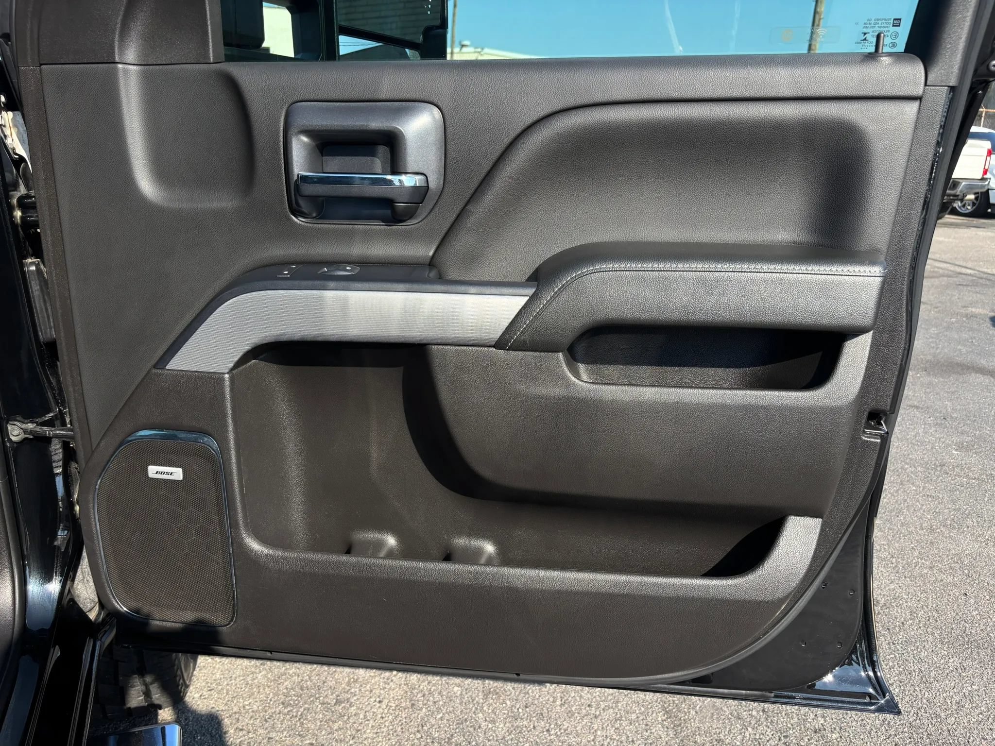 Used 2019 Chevrolet Silverado 2500 LTZ w/ Duramax Plus Package AWD/4WD image 28