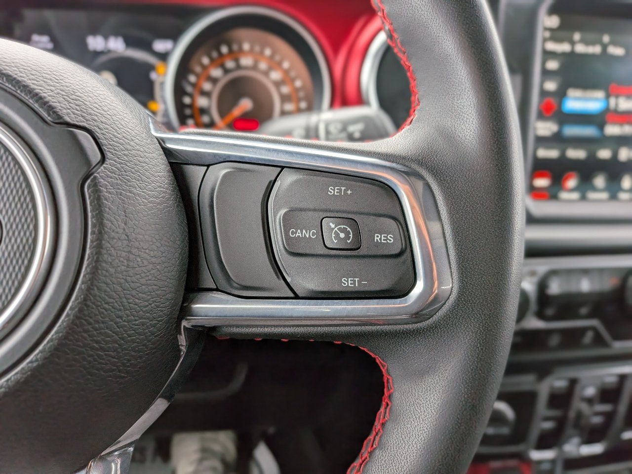 Used 2023 Jeep Gladiator Rubicon w/ Cold Weather Group AWD/4WD image 26