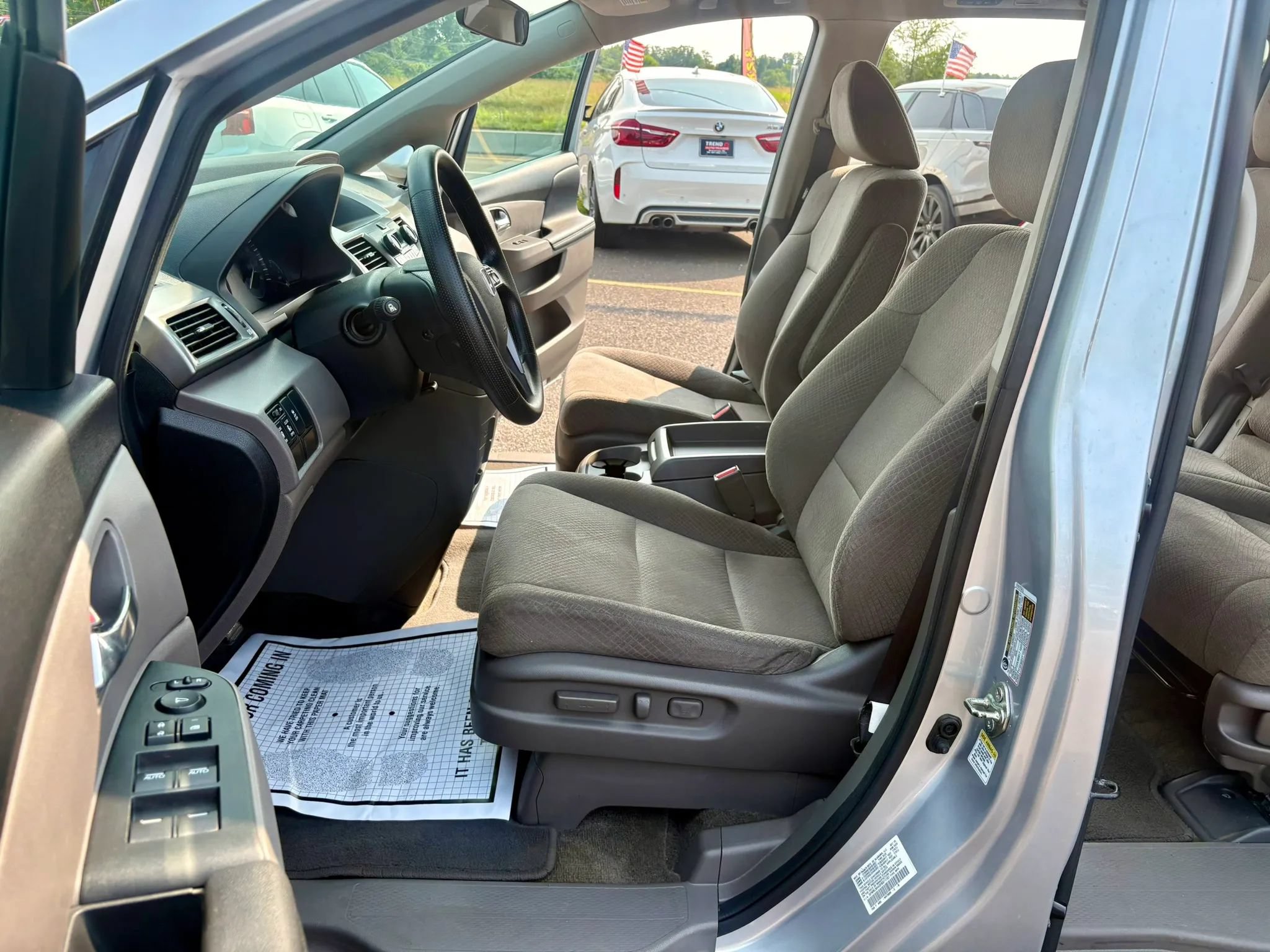 Used 2015 Honda Odyssey EX image 16