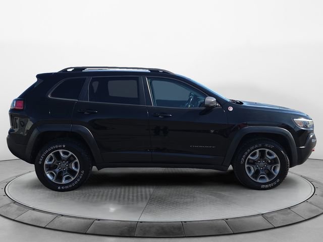 Used 2019 Jeep Cherokee Trailhawk image 6