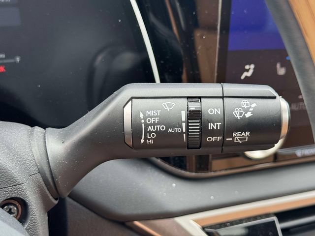 Certified 2025 Lexus RX 350 AWD image 30