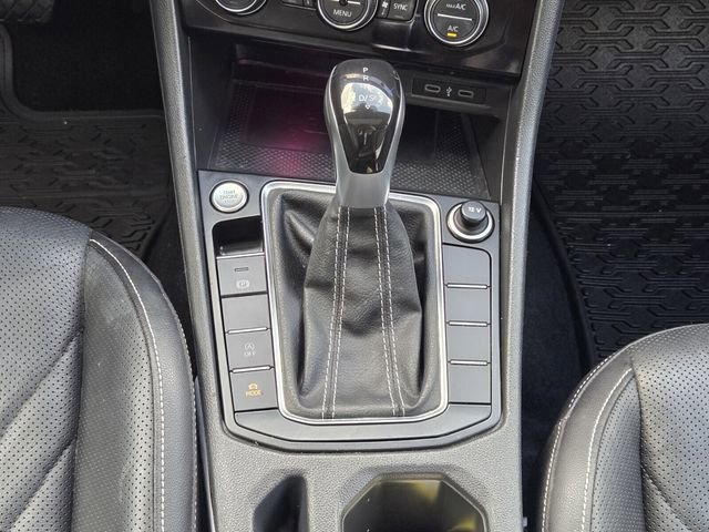 Certified 2022 Volkswagen Jetta SEL FWD image 19