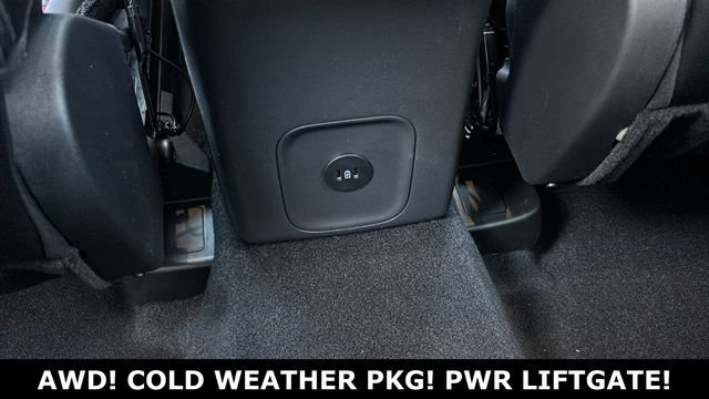 New 2026 Ford Escape ST-Line w/ Cold Weather Package AWD/4WD image 8