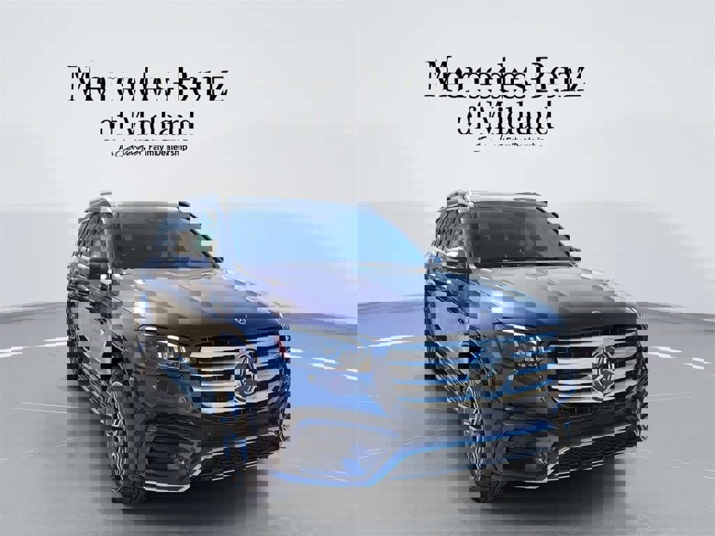 New 2025 Mercedes-Benz GLS 450 4MATIC