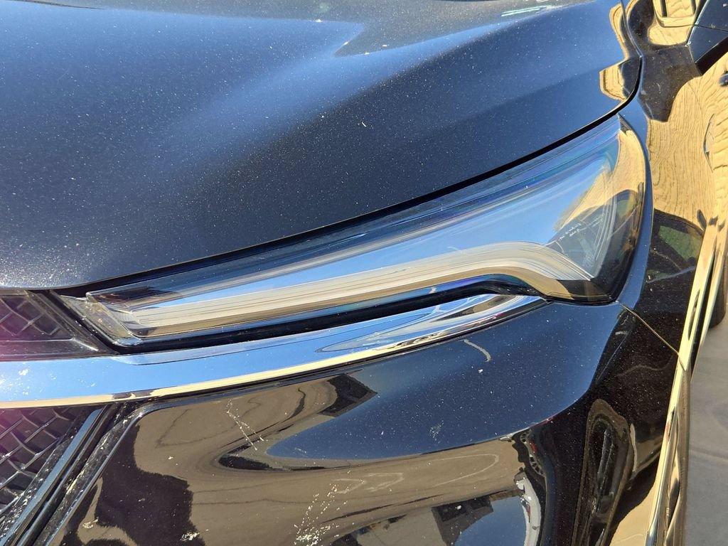 Used 2022 Buick Enclave Essence w/ Experience Buick Package FWD image 4