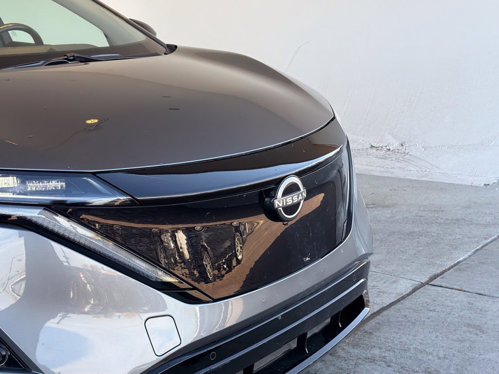 Used 2024 Nissan Ariya AWD image 12