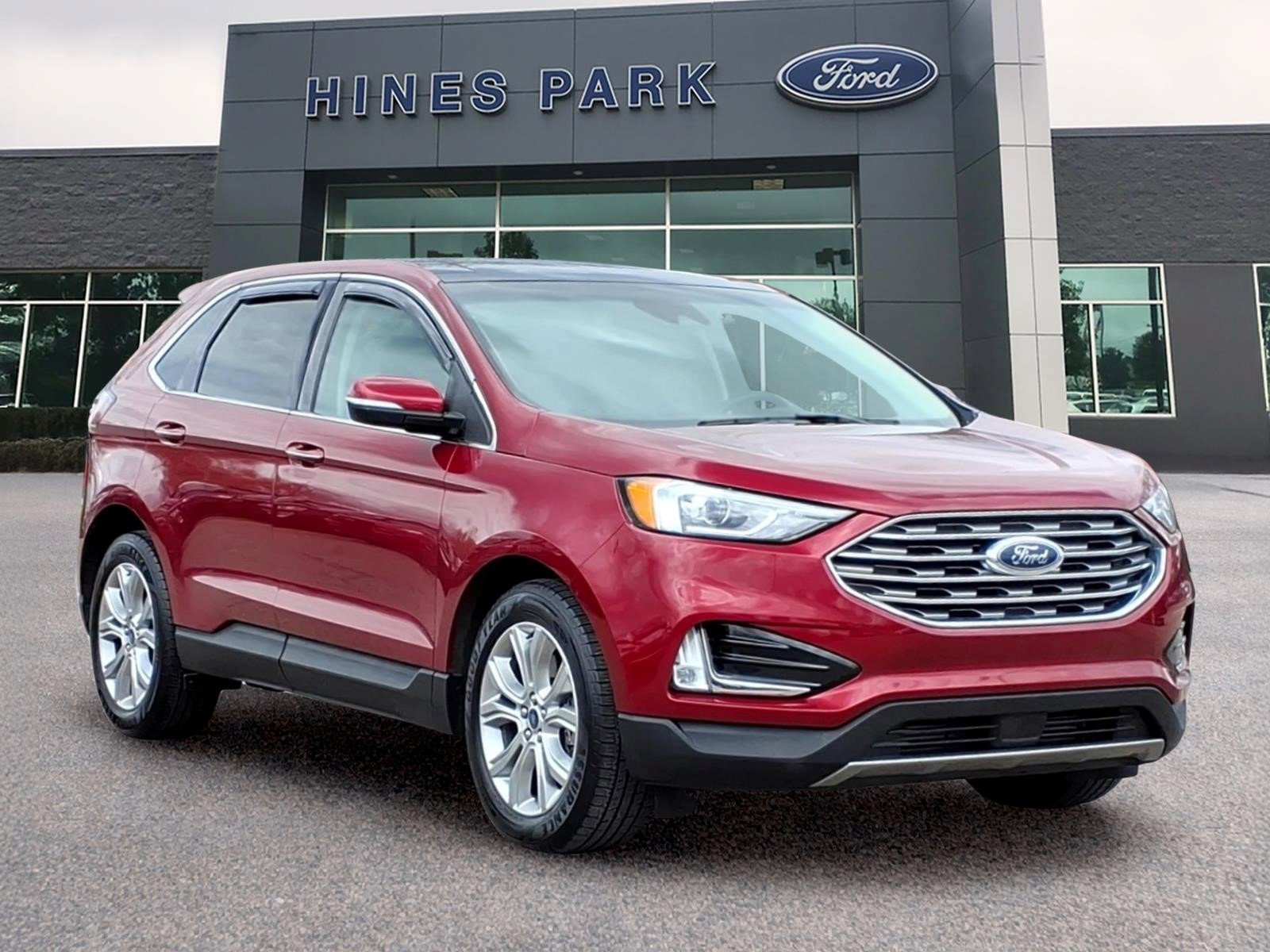 Certified 2019 Ford Edge Titanium w/ Cold Weather Package AWD/4WD image 1