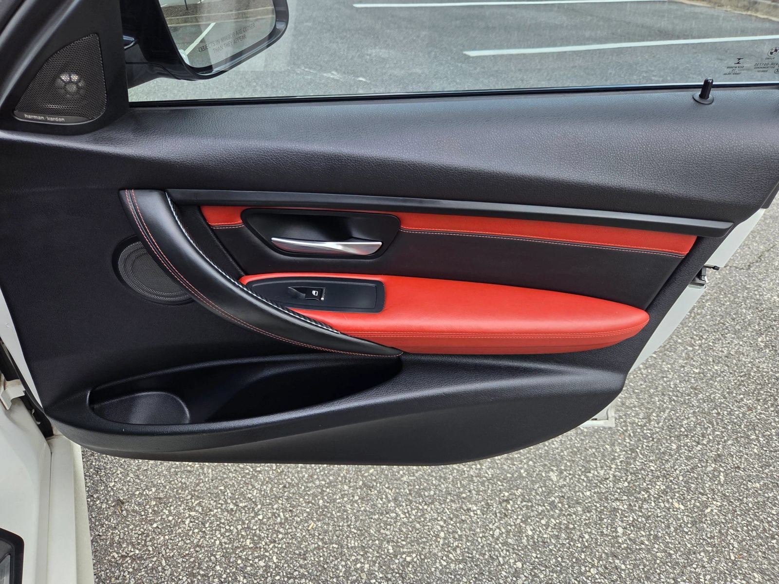 Used 2016 BMW M3 RWD image 27
