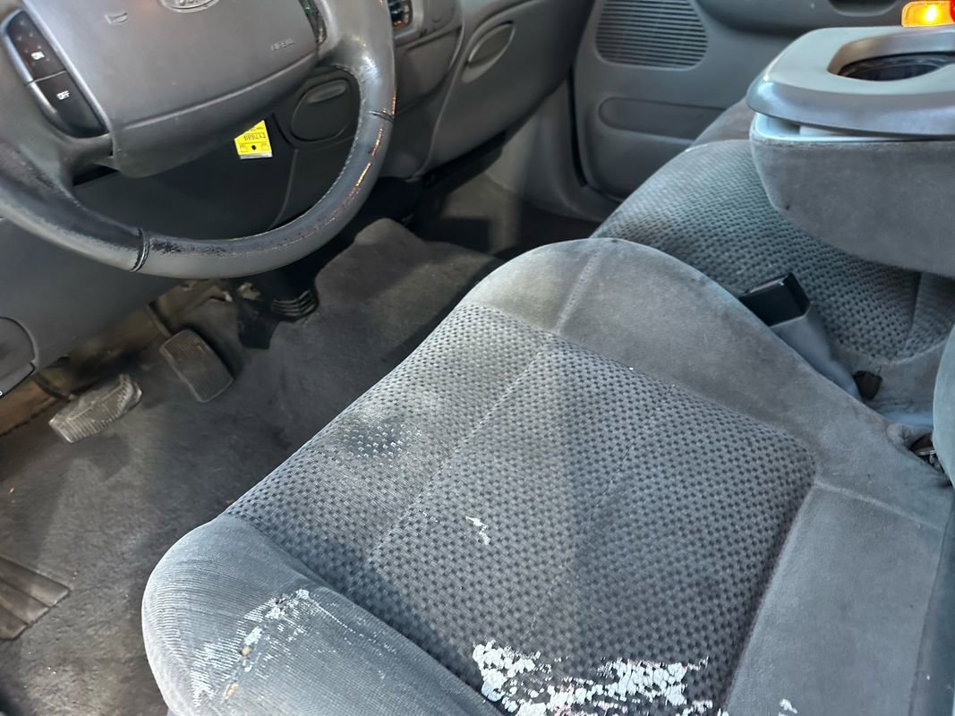 Used 2001 Ford F150 XLT image 35