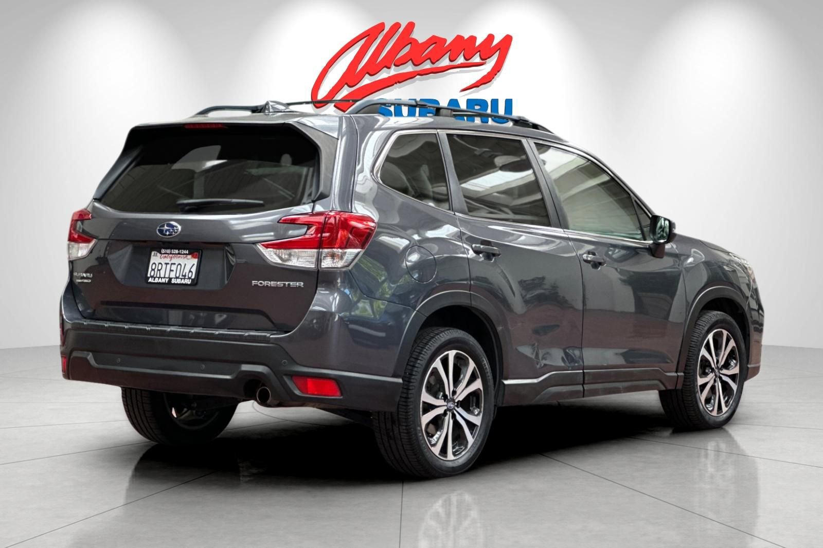 Used 2020 Subaru Forester Limited w/ Popular Package #3 AWD/4WD image 4