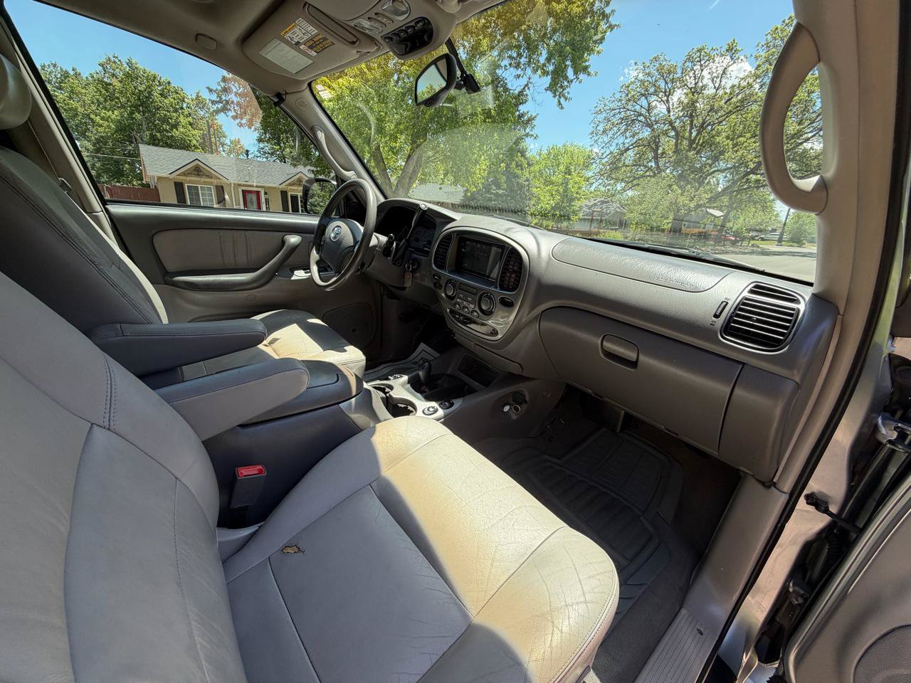 Used 2004 Toyota Sequoia Limited AWD/4WD image 18